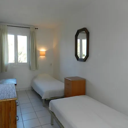 3p6 Avec Terr. Vue Et Garage - Fr-1-251-779 Apartment