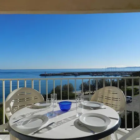 Apartment 3p6 Avec Terr. Vue Et Garage - Fr-1-251-779 Le Lavandou
