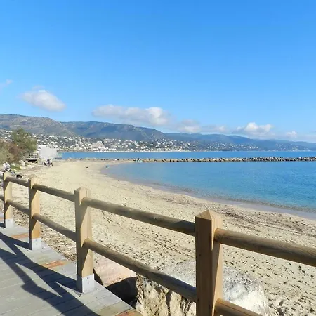 3p6 Avec Terr. Vue Et Garage - Fr-1-251-779 Apartment Le Lavandou